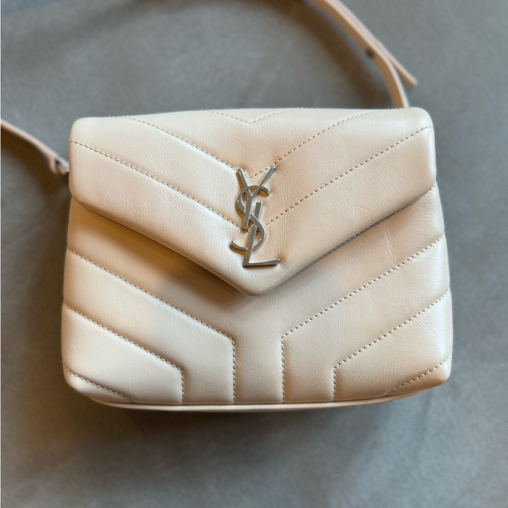❣️Authentic Saint Laurent Lulu toy bag with leather shoulder/ crossbody strap - Picture 12 of 13